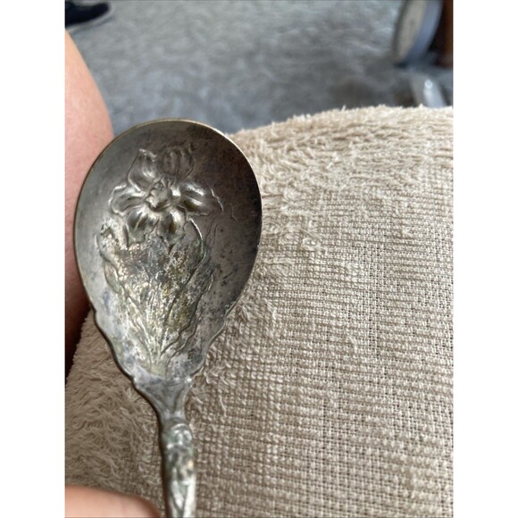 ANTIQUE NARCISSUS ART NOUVEAU 1908 Oxford SILVERPLATED SUGAR SPOON - Picture 5 of 9
